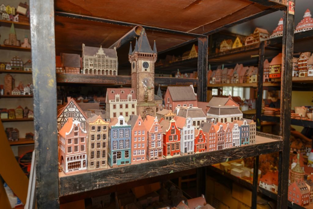 Handgefertigtes Keramikhaus