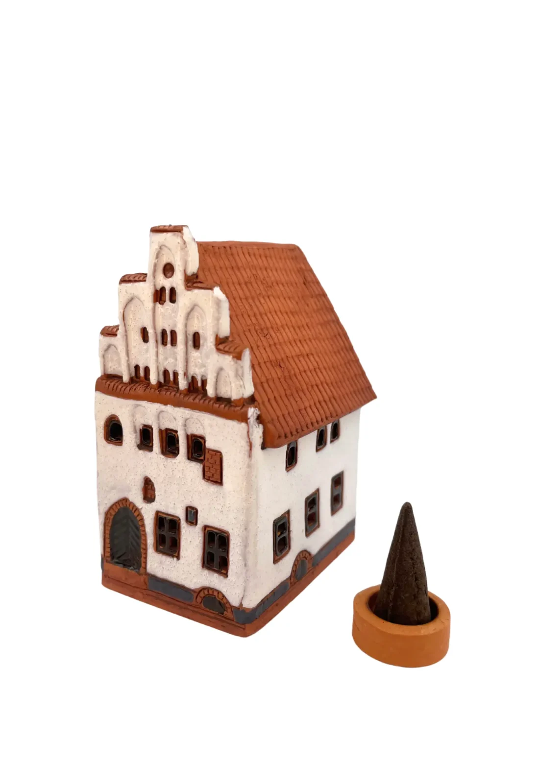 Three Brothers – Weißes Haus, Riga | Handgefertigtes Miniaturhäuschen & Räucherkegelhalter